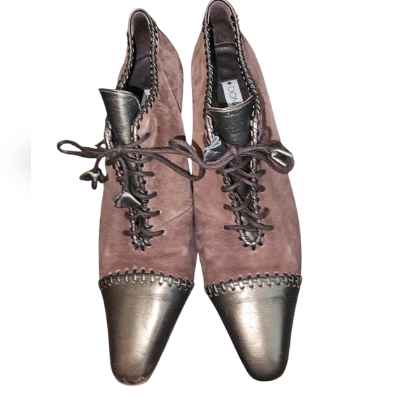 Donald J. Pliner Taupe and Metallic Heels - Picture 5 of 9